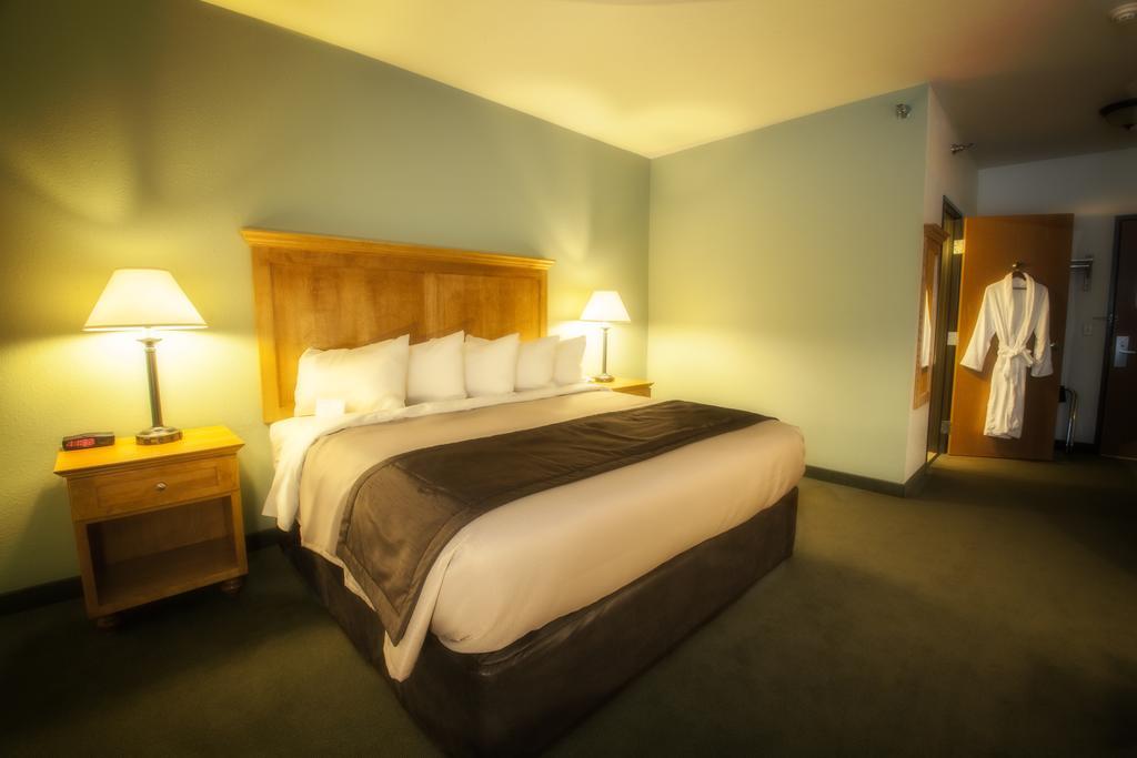 Junction Inn Suites & Conference Center Babbitt Zimmer foto